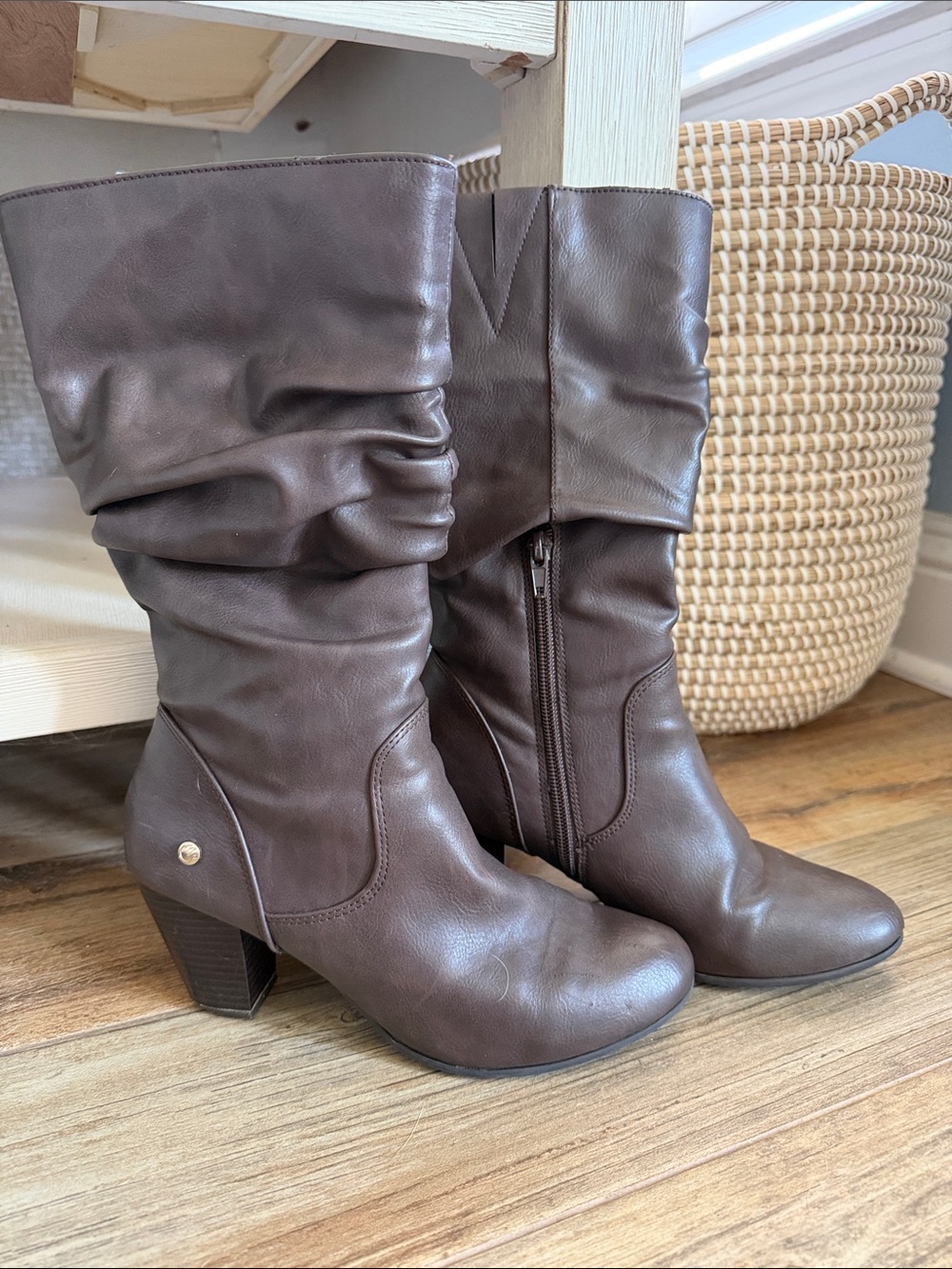 Gloria Vanderbilt Dark Brown Slouchy Mid-Calf Heeled Boots